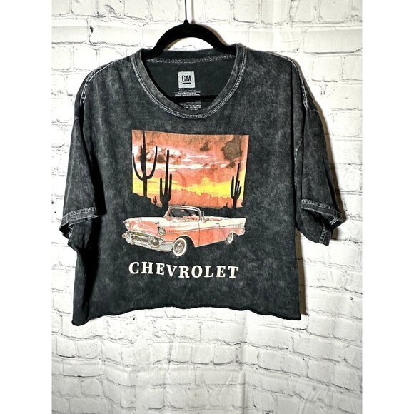 GM OFFICIAL BRAND LADIES CHEVROLET DARK GRAY SHORT SLEEVE CROPPED TOP (XL) EUC G - Picture 1 of 4